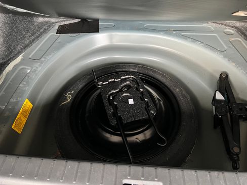 Used 2007 Toyota Corolla LE image 12