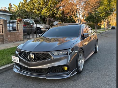 Used 2018 Acura TLX V6 w/ Technology & A-SPEC Pkg image 12
