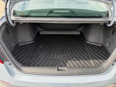 Used 2021 Honda Accord Touring image 18