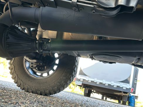 Used 2020 Toyota Tacoma TRD Sport image 12