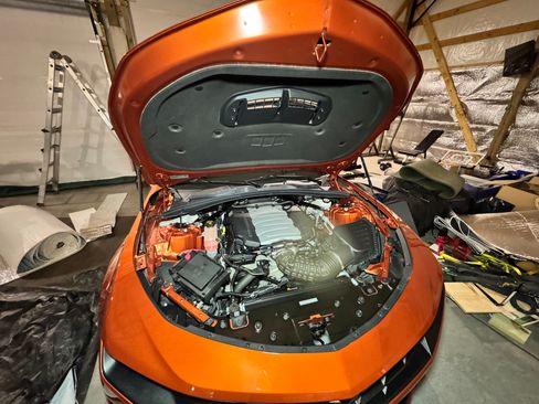 Used 2023 Chevrolet Camaro LT image 8