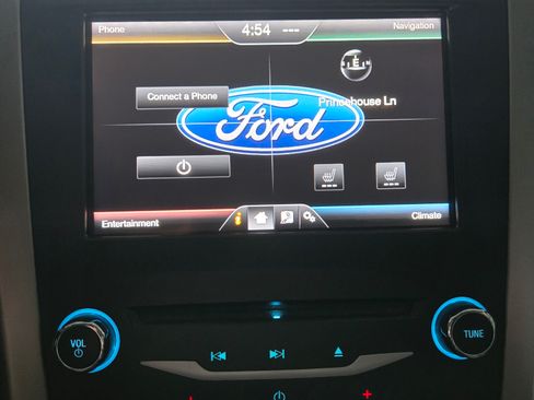 Used 2014 Ford Fusion SE w/ Equipment Group 502A image 14