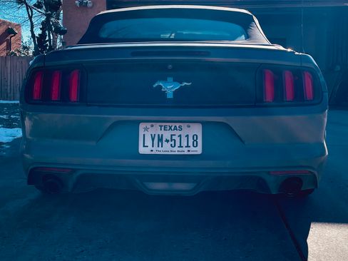 Used 2016 Ford Mustang Convertible w/ Equipment Group 051A image 9