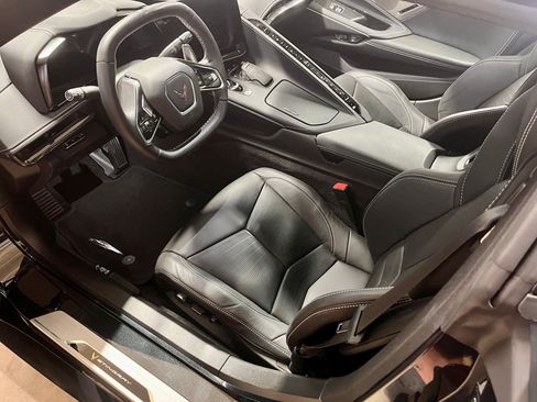 Used 2024 Chevrolet Corvette Stingray Preferred Conv w/ Battery Protection Package RWD image 12