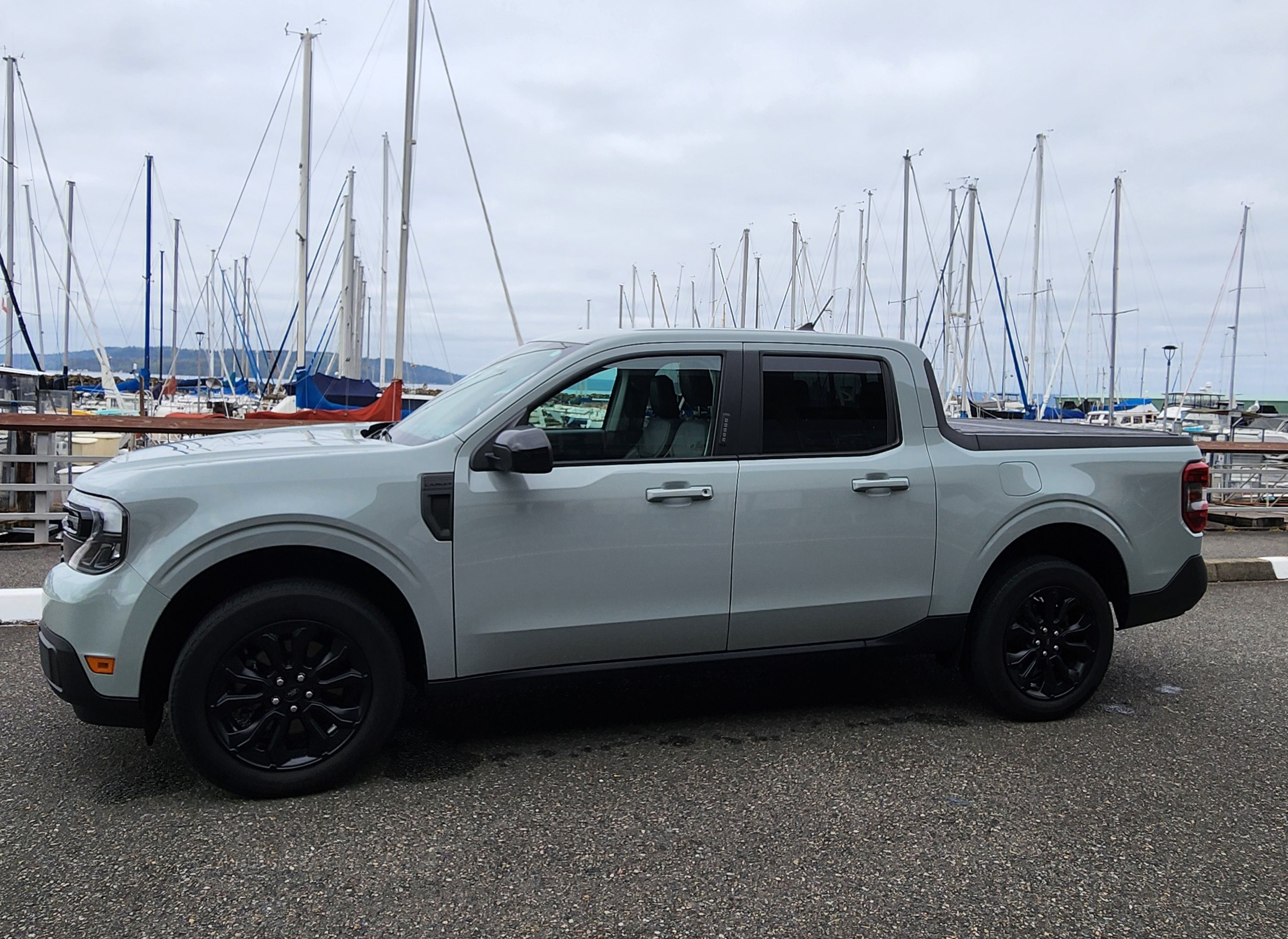 Used 2023 Ford Maverick Lariat w/ Lariat Luxury Package FWD image 4