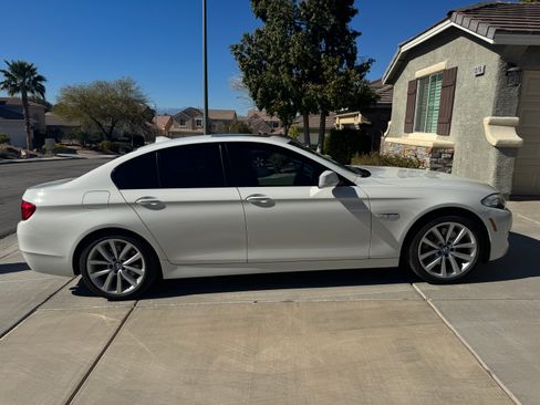 Used 2011 BMW 535i 535i Sedan 4D image 2
