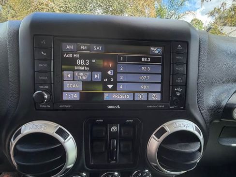 Used 2016 Jeep Wrangler Unlimited Sahara w/ Max Tow Package image 21