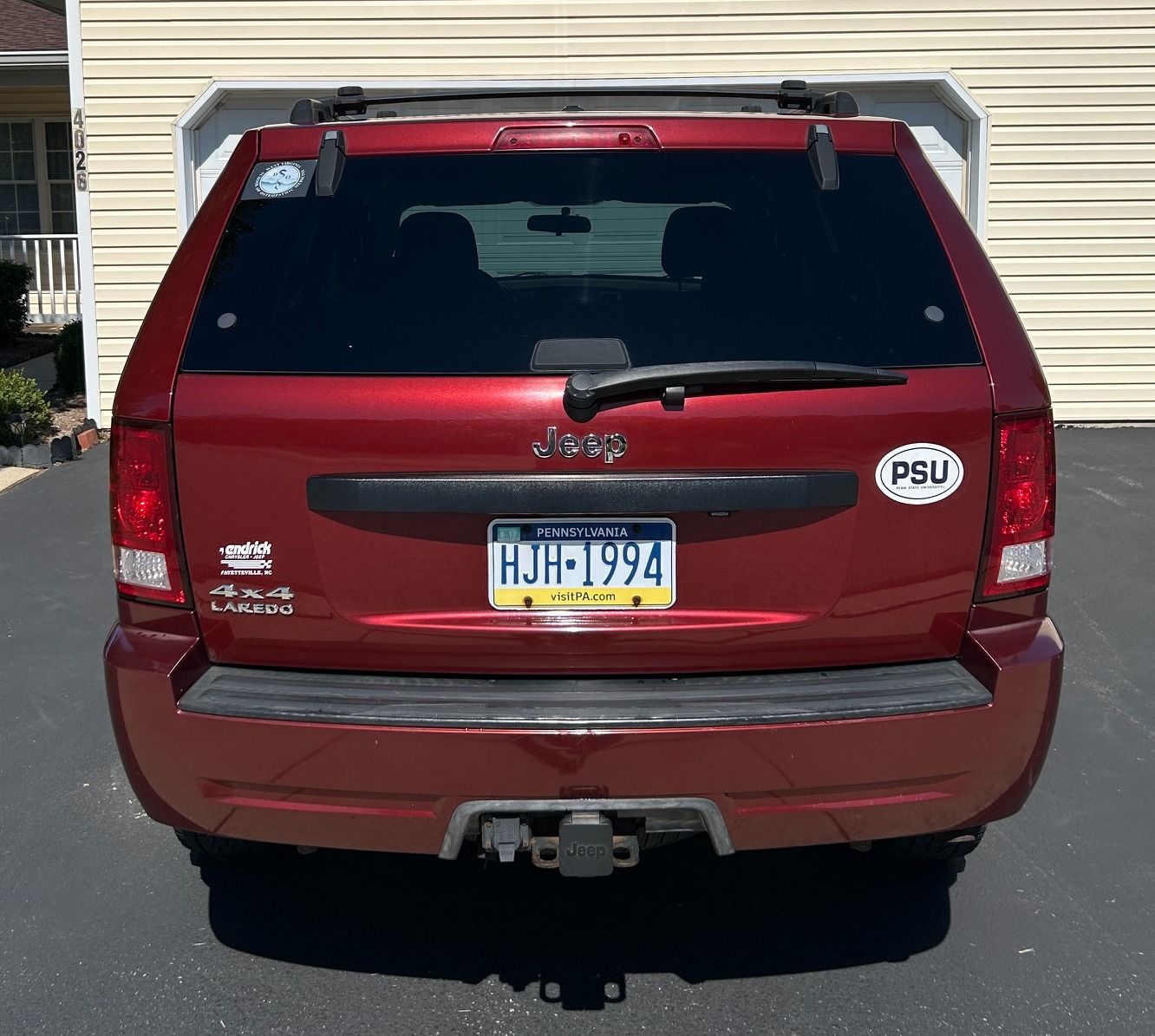 Used 2008 Jeep Grand Cherokee Laredo w/ Sun/Sound Group AWD/4WD image 4