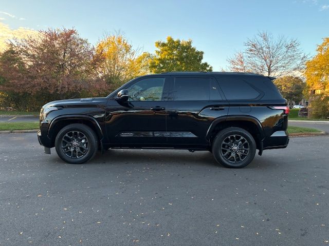 Used 2023 Toyota Sequoia Platinum AWD/4WD image 2
