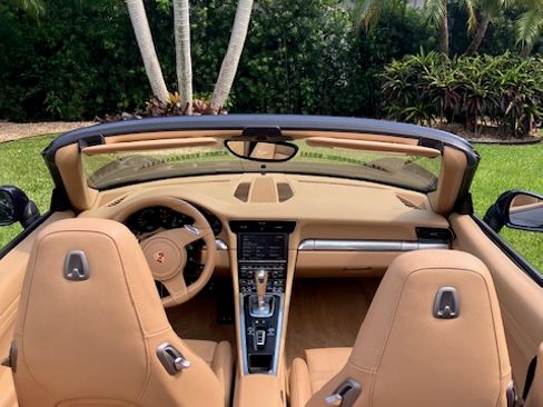 Used 2014 Porsche 911 Carrera image 13