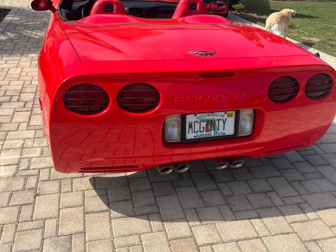 Used 2004 Chevrolet Corvette Convertible w/ Preferred Equipment Group image 4