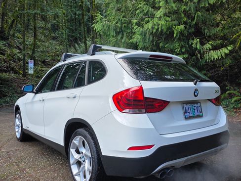 Used 2013 BMW X1 xDrive28i image 8