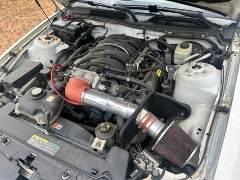 Used 2005 Ford Mustang GT Premium image 5