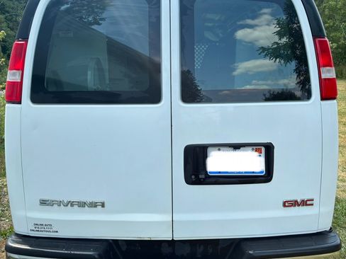 Used 2020 GMC Savana 2500 w/ Driver Convenience Package RWD image 11