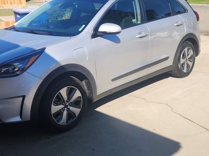 Used 2019 Kia Niro EX Premium w/ Sunroof Package