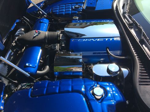 Used 2002 Chevrolet Corvette Coupe w/ Preferred Equipment Group2 RWD image 18