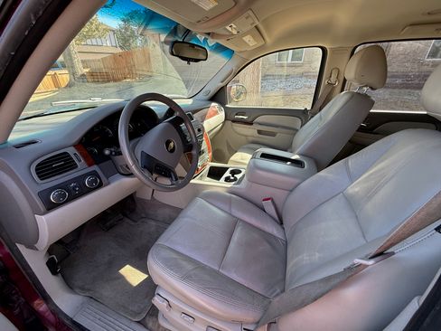 Used 2010 Chevrolet Tahoe LT image 8