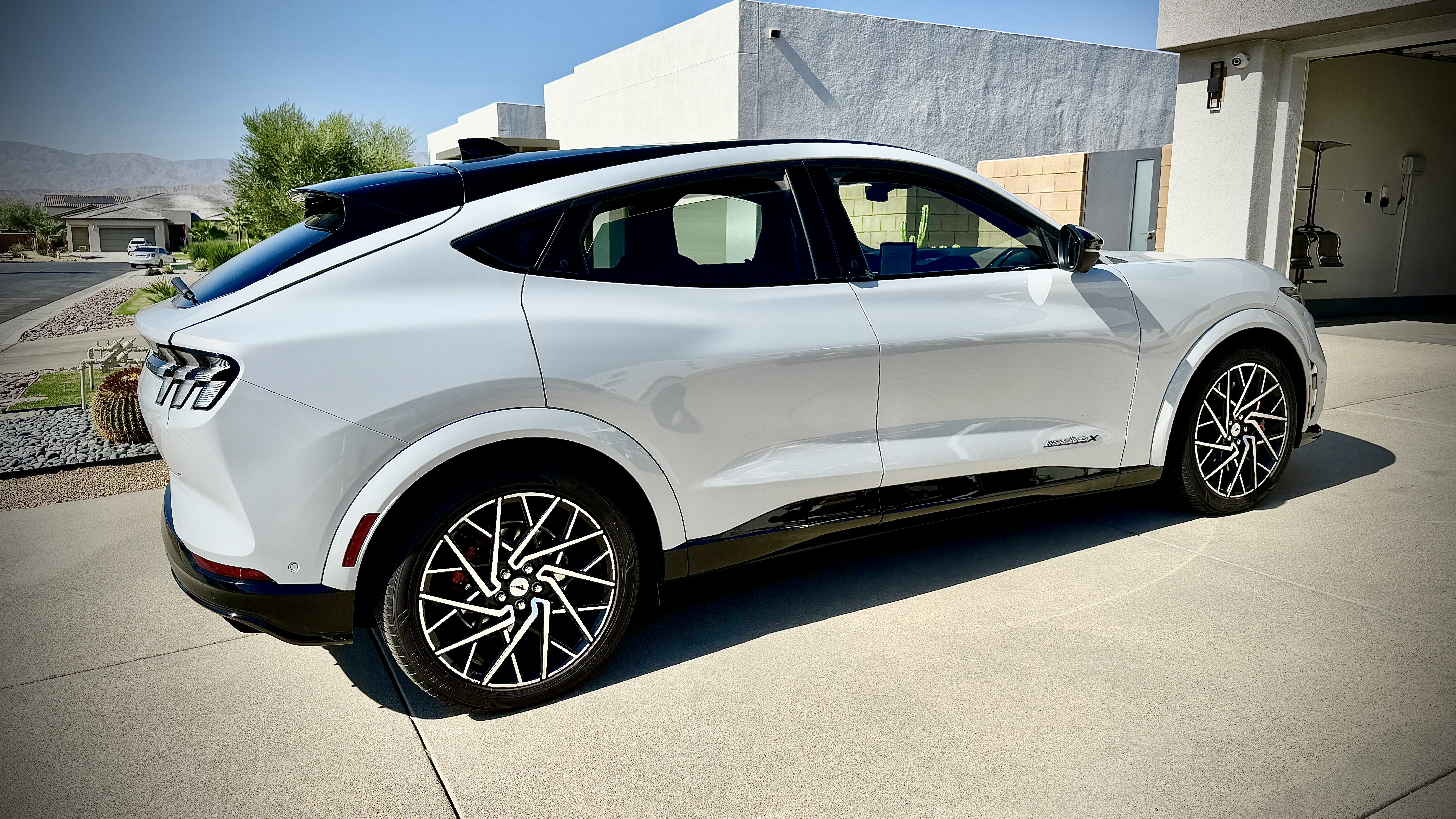 Used 2022 Ford Mustang Mach-E GT w/ GT Performance Edition AWD/4WD image 8