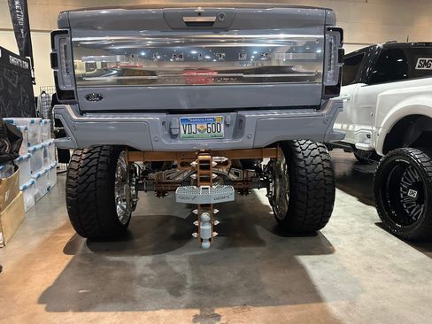 Used 2024 Ford F250 Limited w/ FX4 Off-Road Package image 13