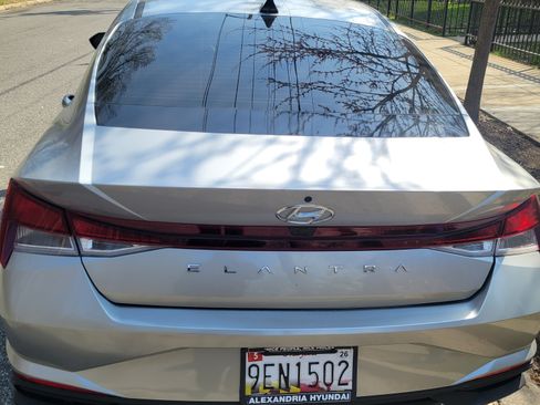 Used 2021 Hyundai Elantra SEL w/ Cargo Package image 15
