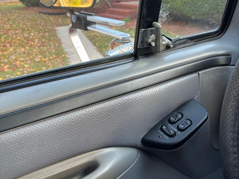 Used 1997 Ford F250 4x4 SuperCab Heavy Duty image 24