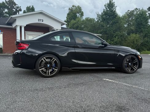 Used 2018 BMW M2 w/ Executive Package RWD image 11