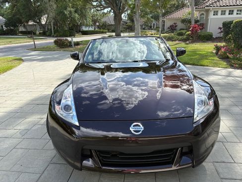 Used 2012 Nissan 370Z Touring image 23