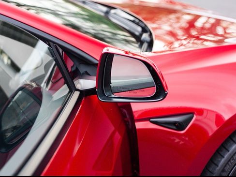 Used 2024 Tesla Model 3 Performance image 15