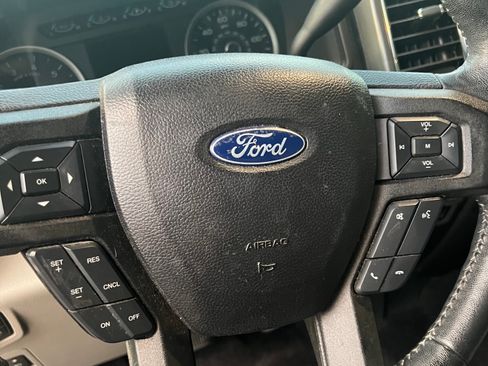 Used 2017 Ford F150 XLT w/ Equipment Group 302A Luxury RWD image 11