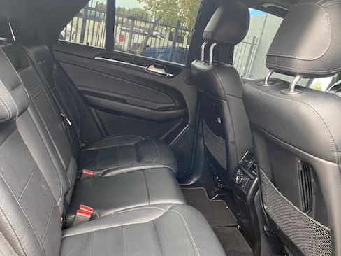 Used 2019 Mercedes-Benz GLE 43 AMG 4MATIC image 12