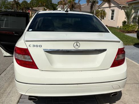Used 2011 Mercedes-Benz C 300 C 300 Sport Sedan 4D image 9