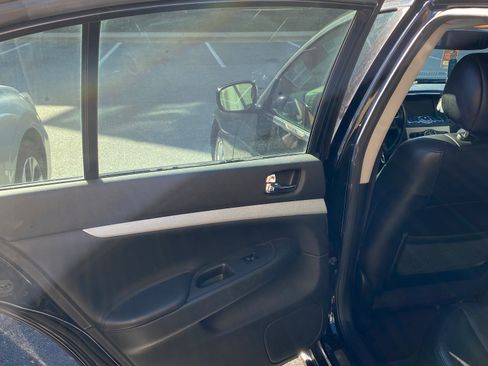 Used 2009 INFINITI G37 x Sedan w/ Premium Pkg image 13