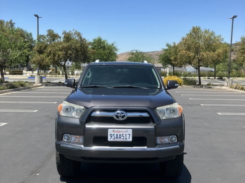 Used 2011 Toyota 4Runner SR5 RWD image 9