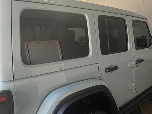 Used 2024 Jeep Wrangler Unlimited Rubicon 392 image 1