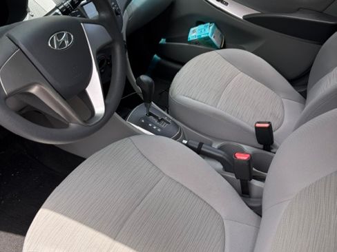 Used 2017 Hyundai Accent SE FWD image 8