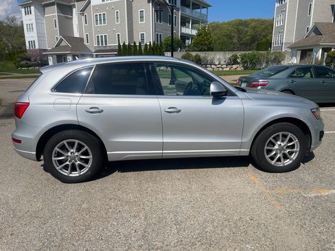 Used 2011 Audi Q5 2.0T Premium Plus AWD/4WD image 1