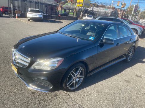 Used 2014 Mercedes-Benz E 350 4MATIC Sedan image 1