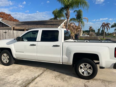 Used 2014 Chevrolet Silverado 1500 LT w/ Trailering Package image 2