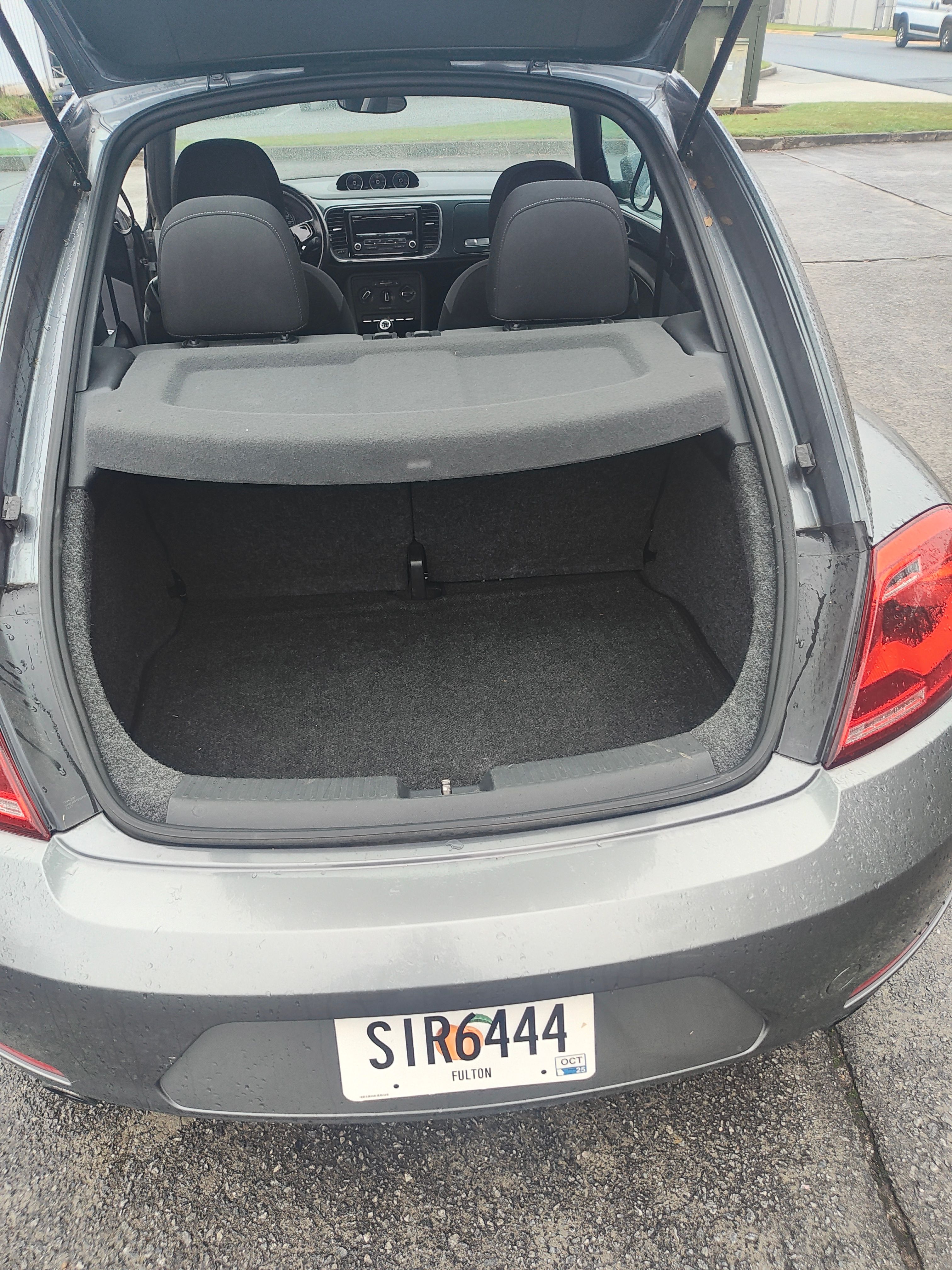Used 2012 Volkswagen Beetle 2.0T FWD image 14