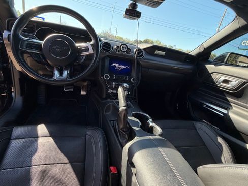 Used 2022 Ford Mustang GT Premium w/ GT Performance Package image 9