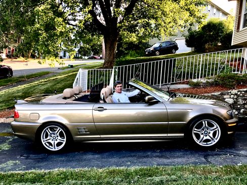 Used 2005 BMW 330Ci Convertible image 4