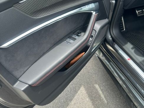 Used 2023 Audi RS 7 Sportback AWD/4WD image 17