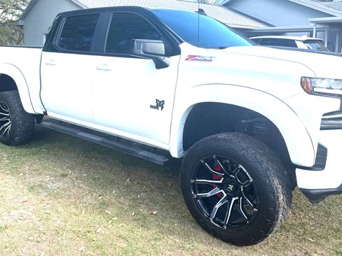 Used 2020 Chevrolet Silverado 1500 RST w/ All-Star Edition image 2