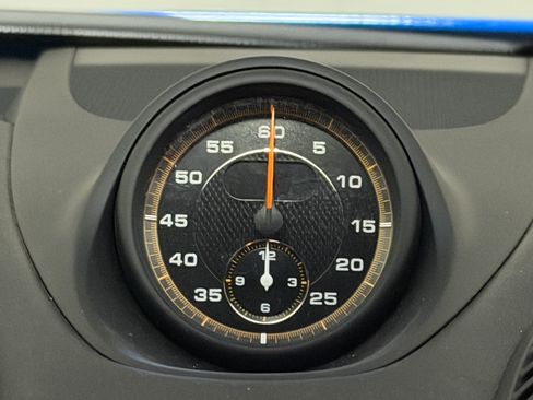 Used 2022 Porsche 718 Cayman GT4 RWD image 27