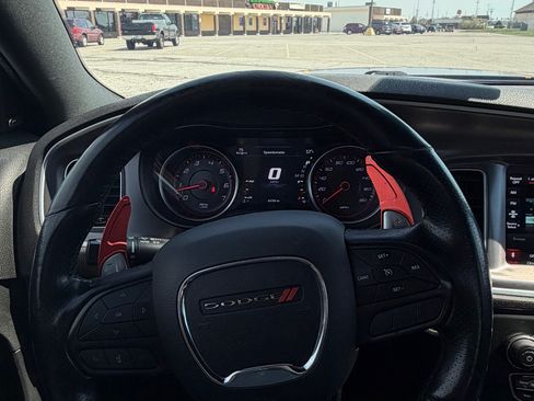 Used 2019 Dodge Charger Scat Pack image 18