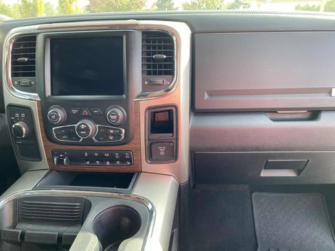 Used 2018 RAM 3500 Laramie image 11