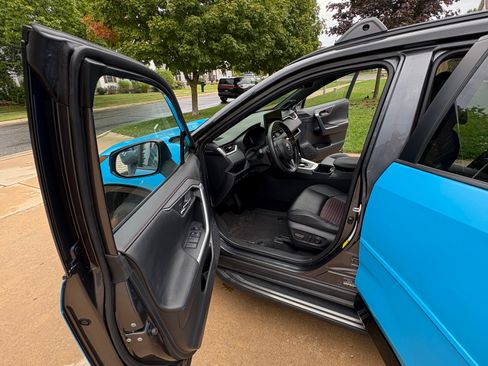 Used 2023 Toyota RAV4 XSE image 17