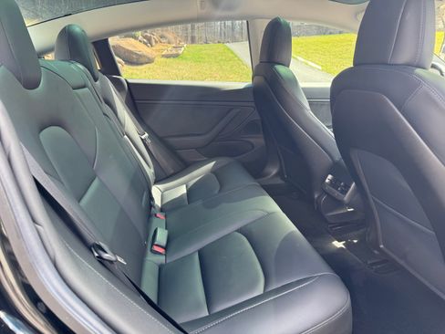 Used 2019 Tesla Model 3 Long Range image 9