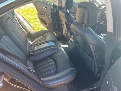 Used 2007 Mercedes-Benz CLS 550 image 11