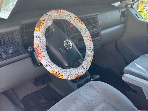 Used 2003 Volkswagen Eurovan GLS image 5